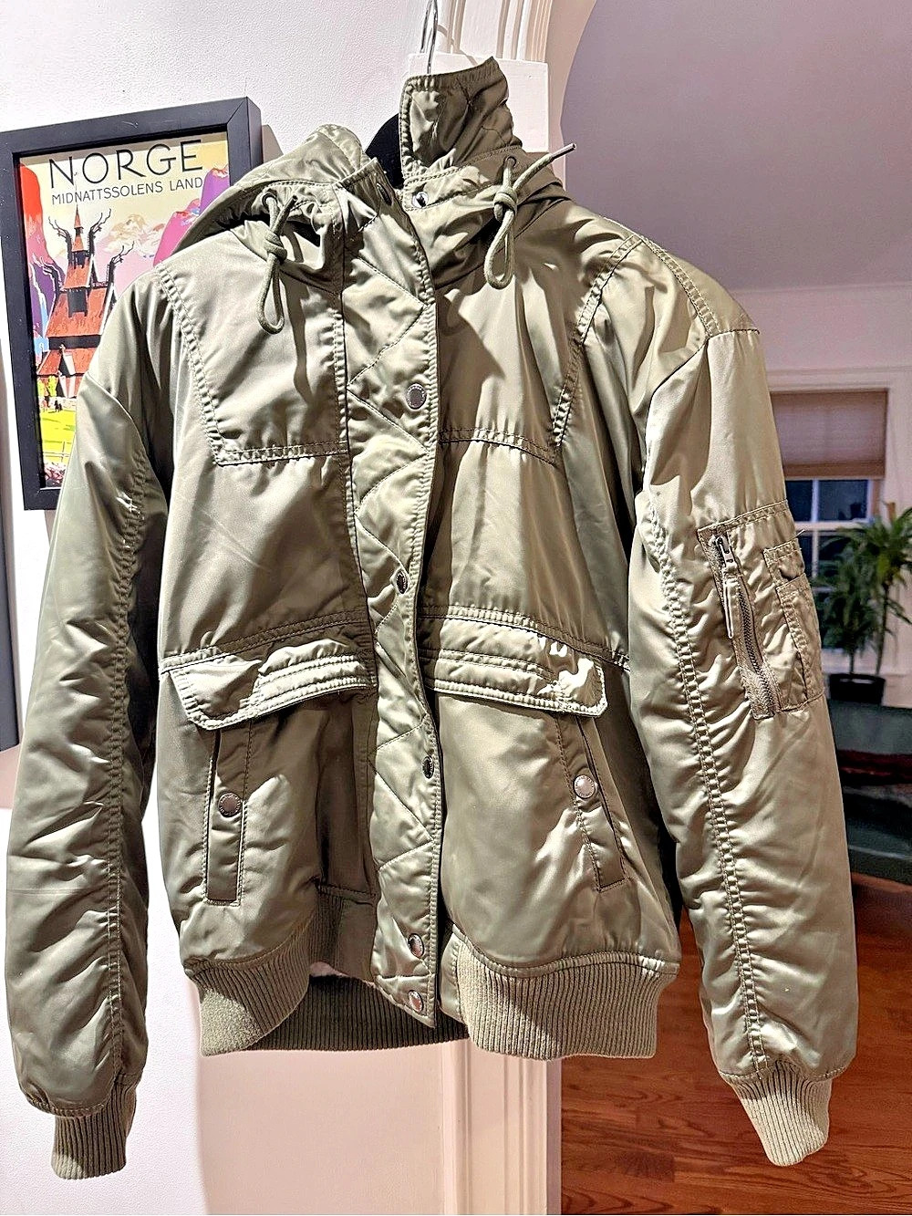 Vintage American Eagle Type AE-177 Sherpa Hooded Flight Bomber Jacket Size S